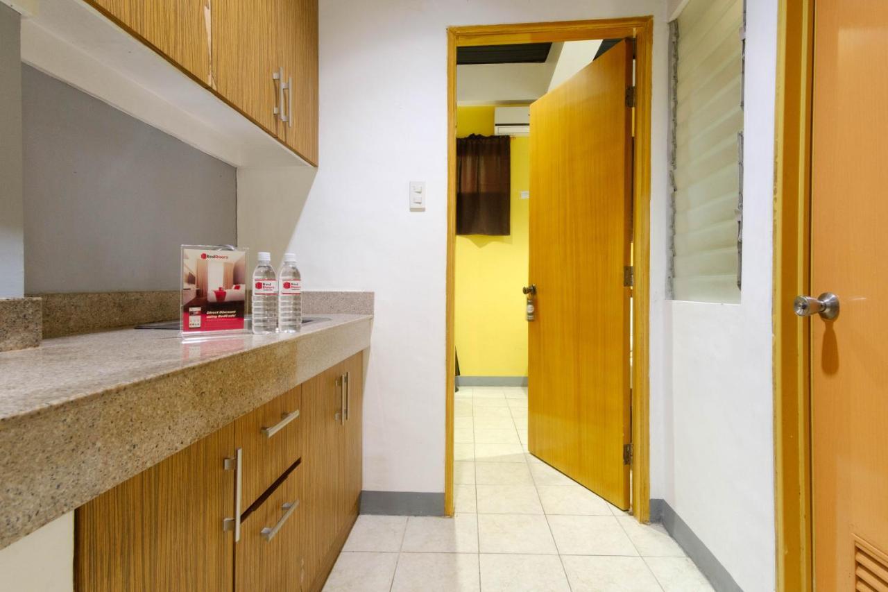 Reddoorz Near Waltermart Subic Hotel Екстериор снимка