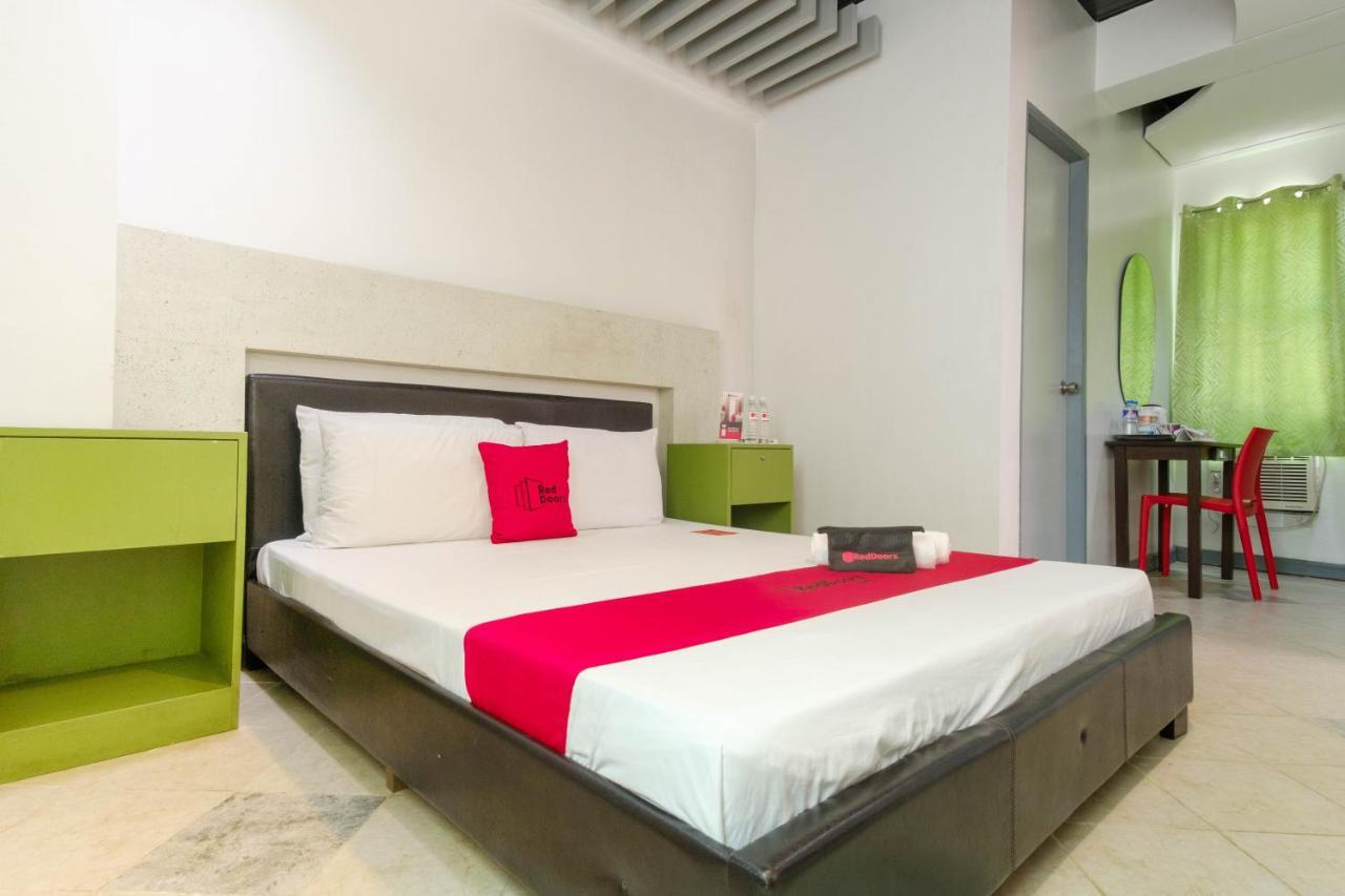 Reddoorz Near Waltermart Subic Hotel Екстериор снимка