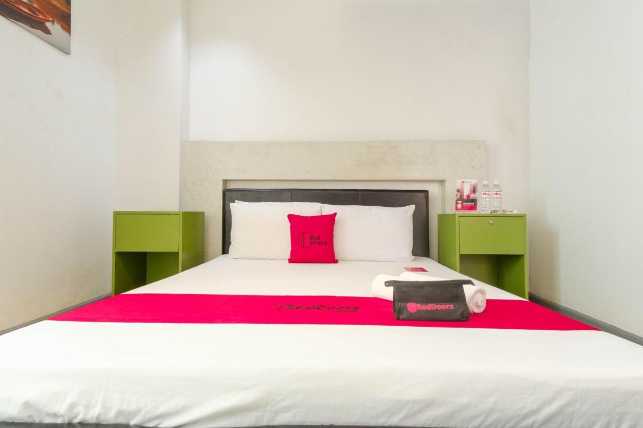 Reddoorz Near Waltermart Subic Hotel Екстериор снимка