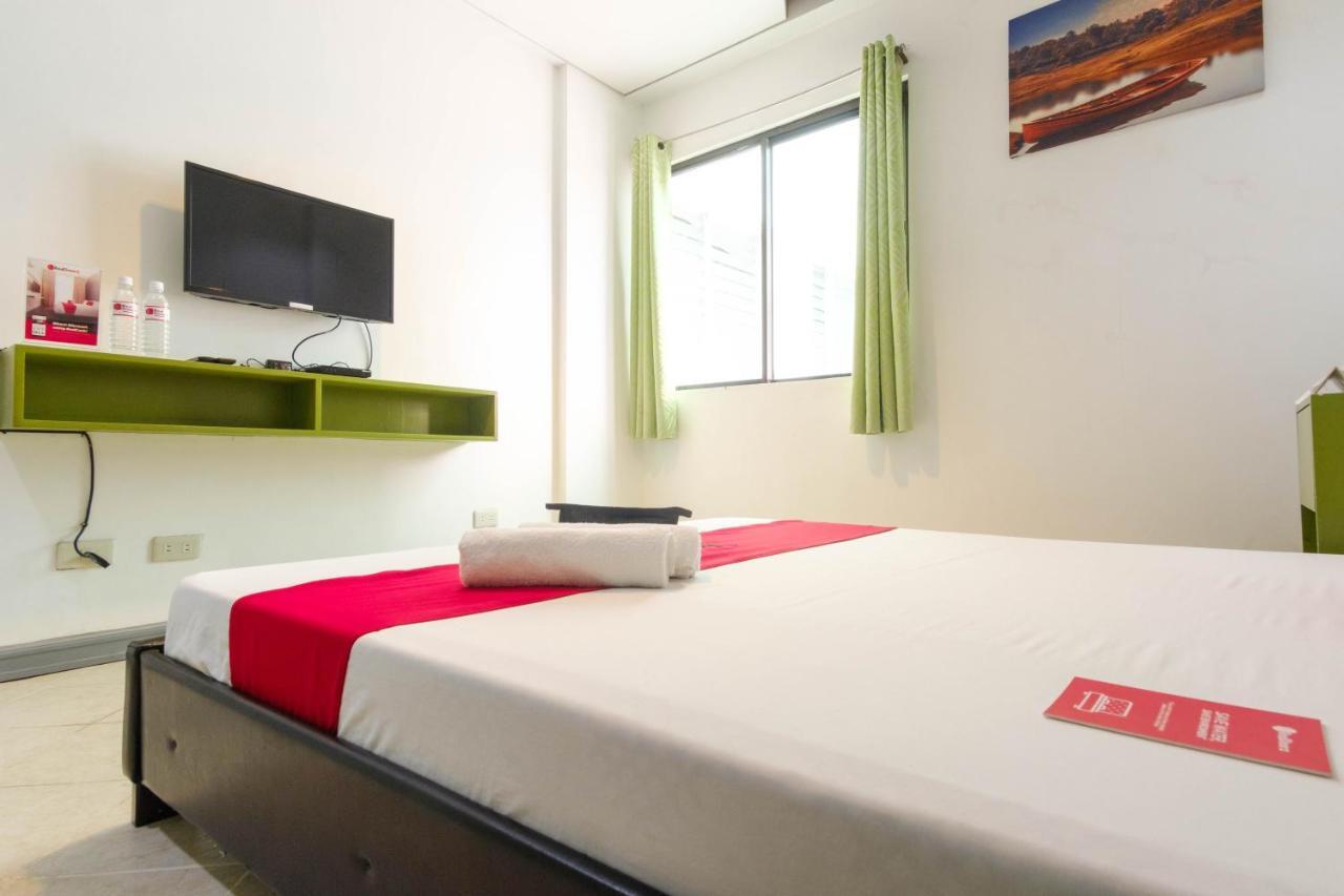 Reddoorz Near Waltermart Subic Hotel Екстериор снимка